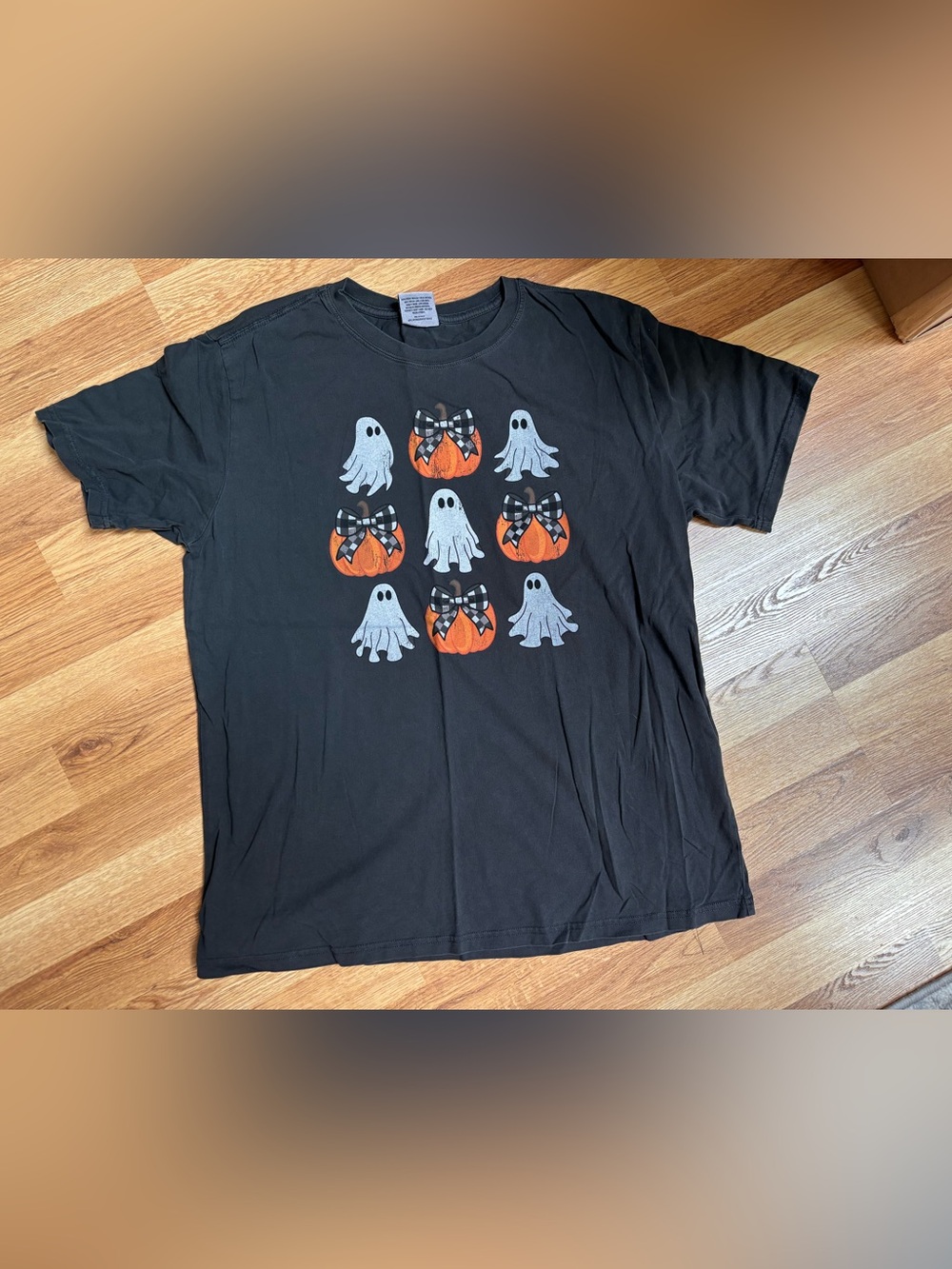 State of Mine Ghost & Pumpkins Halloween T-shirt Women’s Large